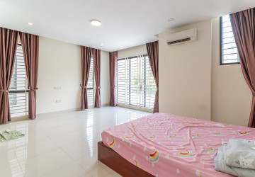 4 Bedroom Twin Villa For Rent - Borey Peng Huoth The Star Diamond, Chak Angrae Kraom, Phnom Penh thumbnail