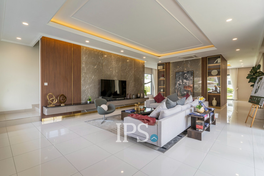 5 Bedroom Luxury Villa For Sale - Borey Chankiri, Preaek Kampues, Phnnom Penh