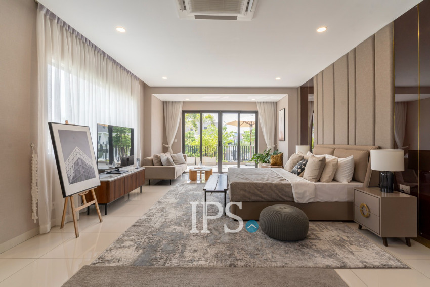 5 Bedroom Luxury Villa For Sale - Borey Chankiri, Preaek Kampues, Phnnom Penh