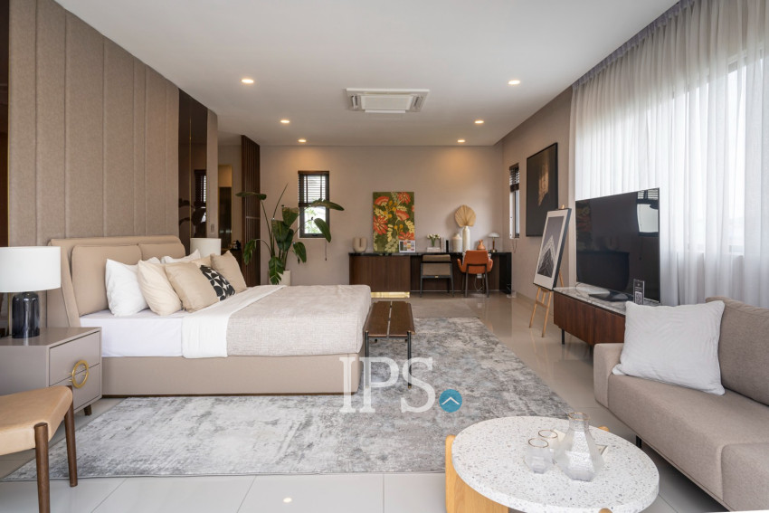 5 Bedroom Luxury Villa For Sale - Borey Chankiri, Preaek Kampues, Phnnom Penh