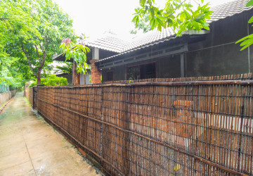 2 Bedroom House For Rent - Slor Kram, Siem Reap thumbnail