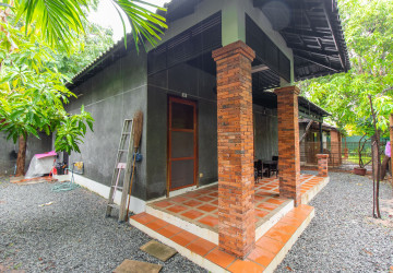 2 Bedroom House For Rent - Slor Kram, Siem Reap thumbnail