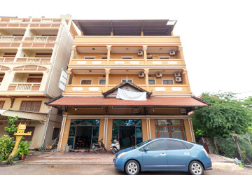 31 Bedroom Guesthouse Building For Sale - Borey Seang Nam, Chreav, Siem Reap thumbnail