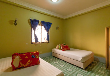 31 Bedroom Guesthouse Building For Sale - Borey Seang Nam, Chreav, Siem Reap thumbnail