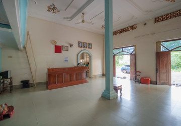 31 Bedroom Guesthouse Building For Sale - Borey Seang Nam, Chreav, Siem Reap thumbnail