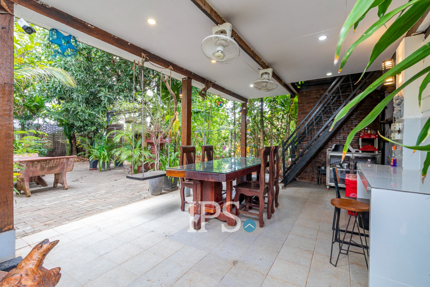 4 Bedroom Wooden House For Rent - Svay Dangkum, Siem Reap