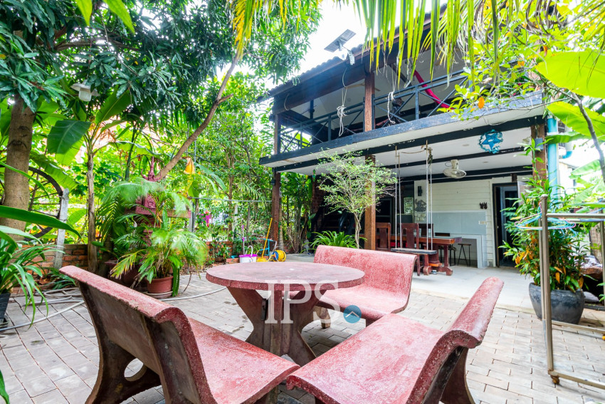 4 Bedroom Wooden House For Rent - Svay Dangkum, Siem Reap