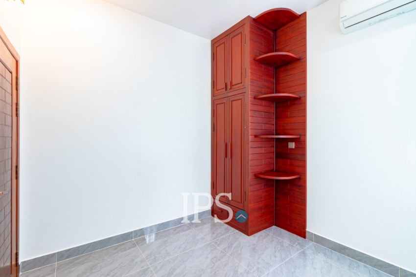 3 Bedroom Villa For Sale - Sangkat Siem Reap, Siem Reap