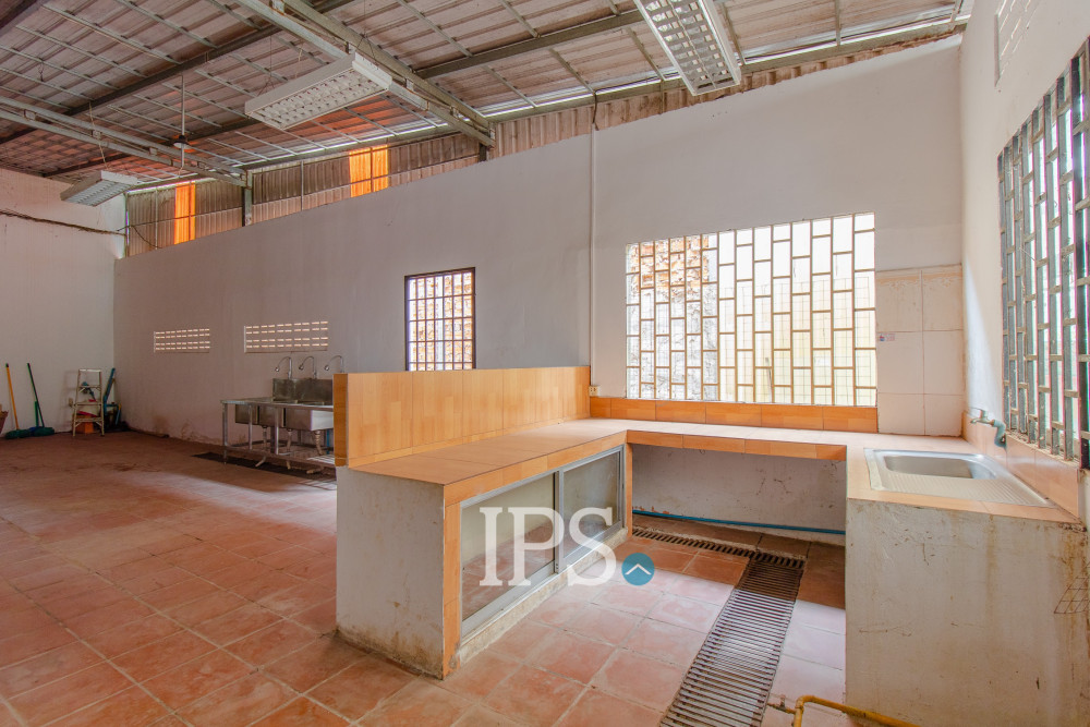 386 Sqm Retail Space For Rent - Svay Dangkum, Siem Reap - Image 10