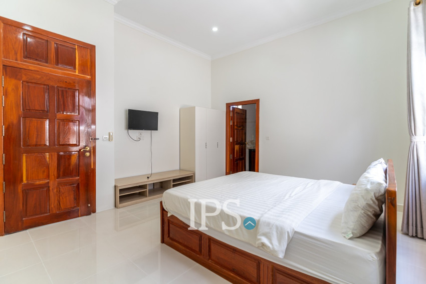 4 Bedroom Serviced Apartment For Rent - BKK1, Phnom Penh