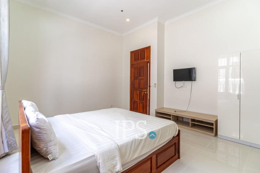 4 Bedroom Serviced Apartment For Rent - BKK1, Phnom Penh