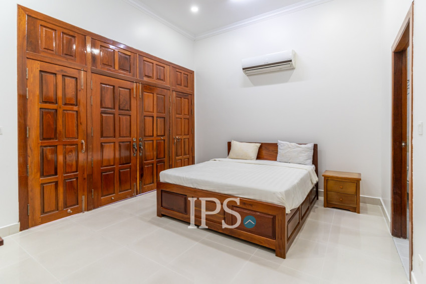 4 Bedroom Serviced Apartment For Rent - BKK1, Phnom Penh