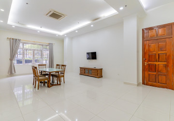 8 Bedroom Serviced Apartment For Rent - BKK1, Phnom Penh thumbnail