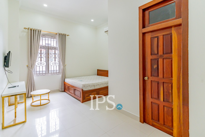 8 Bedroom Serviced Apartment For Rent - BKK1, Phnom Penh