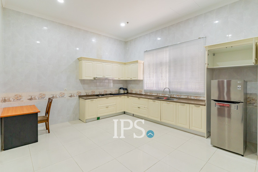 8 Bedroom Serviced Apartment For Rent - BKK1, Phnom Penh