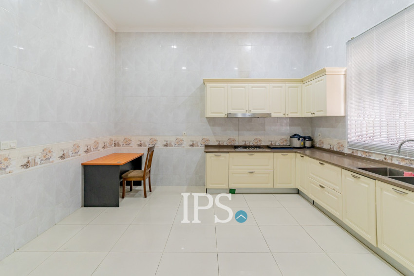 8 Bedroom Serviced Apartment For Rent - BKK1, Phnom Penh