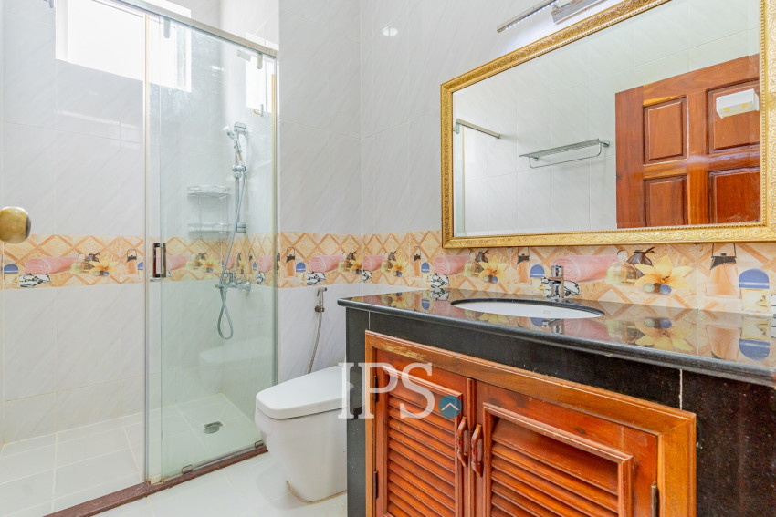 8 Bedroom Serviced Apartment For Rent - BKK1, Phnom Penh