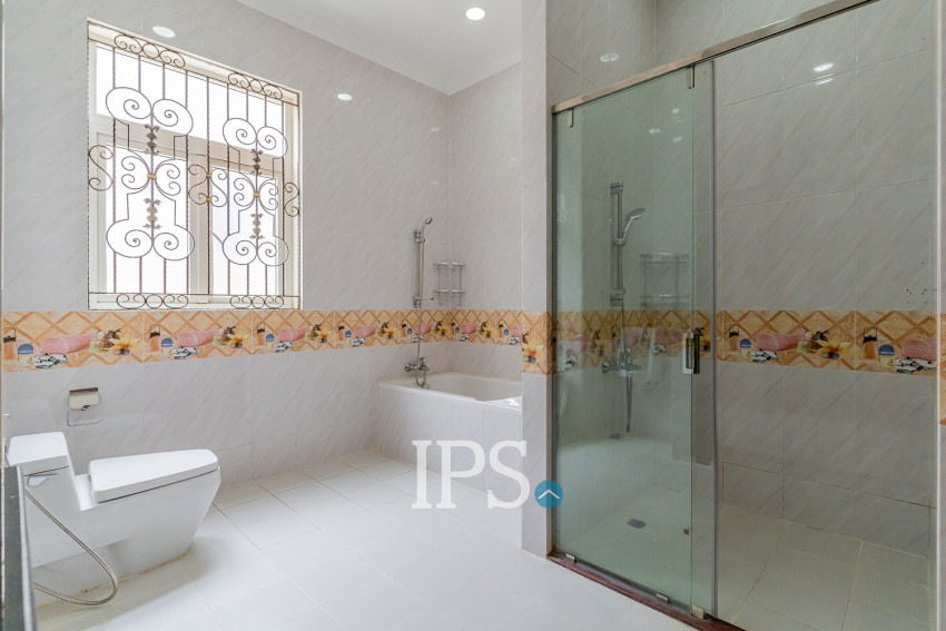 8 Bedroom Serviced Apartment For Rent - BKK1, Phnom Penh