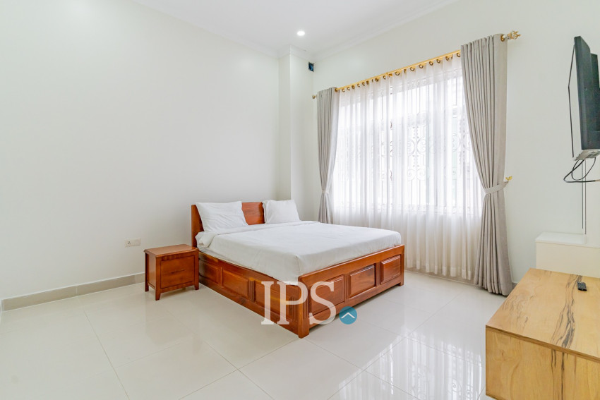 8 Bedroom Serviced Apartment For Rent - BKK1, Phnom Penh