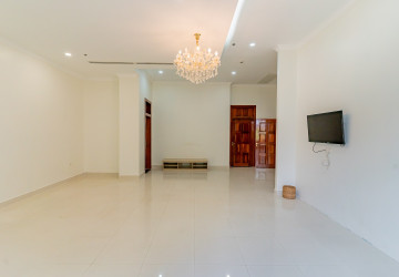 8 Bedroom Serviced Apartment For Rent - BKK1, Phnom Penh thumbnail