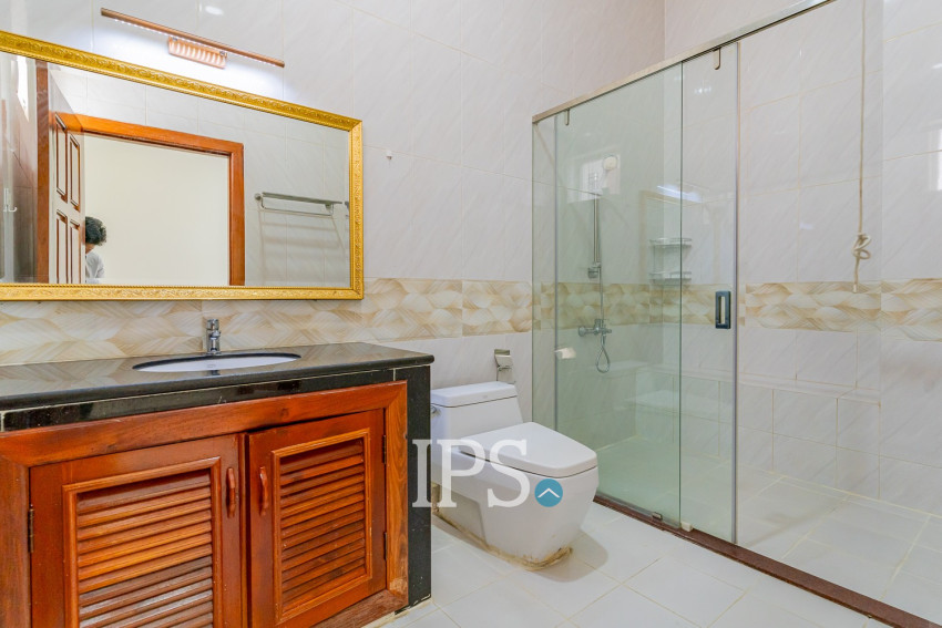 8 Bedroom Serviced Apartment For Rent - BKK1, Phnom Penh