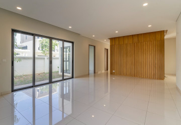 4 Bedroom Villa Odom Corner For Sale - Borey Chankiri, Preaek Kampues, Phnom Penh thumbnail