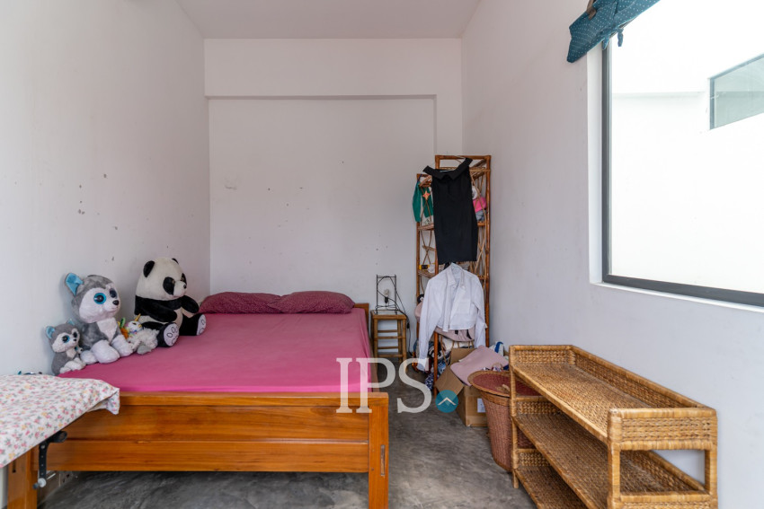 3 Bedroom Renovated Apartment For Rent - Wat Phnom, Phnom Penh