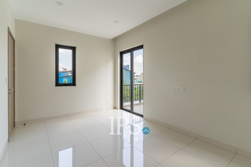 4 Bedroom Twin Villa For Sale - Borey Chankiri, Preaek Kampues, Phnom Penh