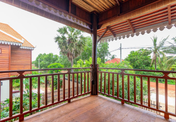 3 Bedroom Wooden House For Rent - Sangkat Siem Reap, Siem Reap thumbnail