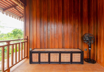 3 Bedroom Wooden House For Rent - Sangkat Siem Reap, Siem Reap thumbnail