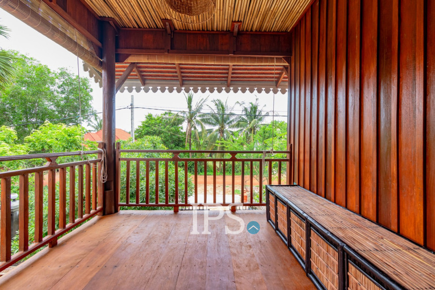 3 Bedroom Wooden House For Rent - Sangkat Siem Reap, Siem Reap