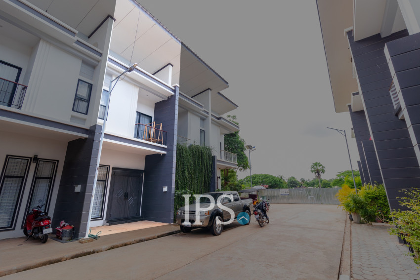 2 Bedroom Townhouse For Rent - Sala Kamreuk, Siem Reap