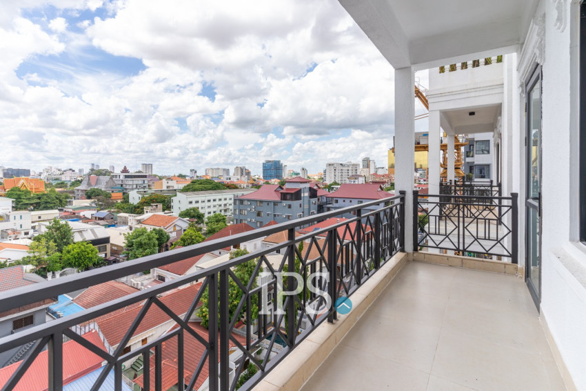 3 Bedroom Serviced Apartment For Rent - BKK1, Phnom Penh