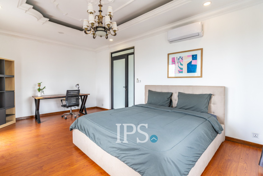 3 Bedroom Serviced Apartment For Rent - BKK1, Phnom Penh