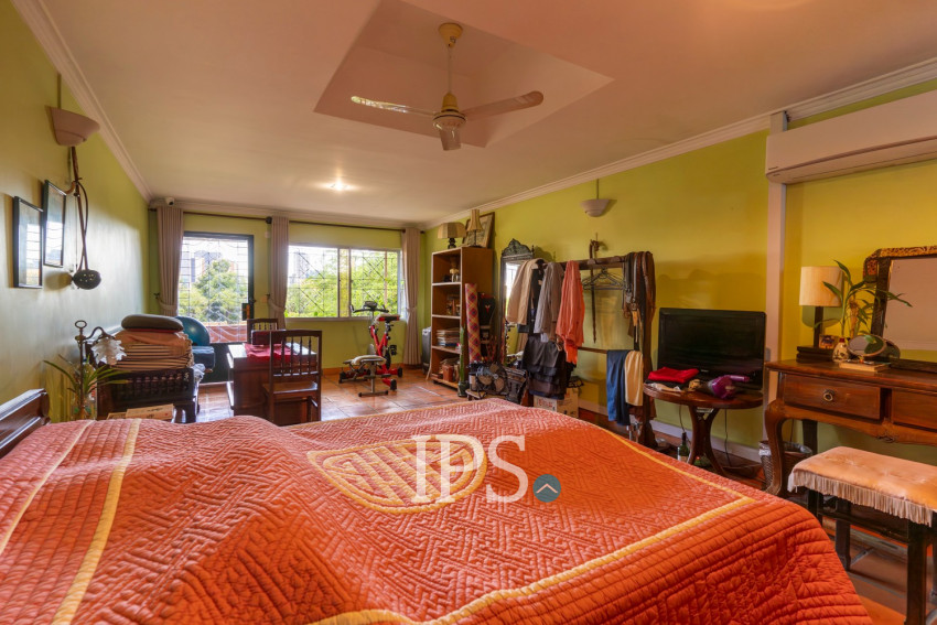 Two Floor 1 Bedroom Apartment  For Sale - Chey Chumneah, Phnom Penh