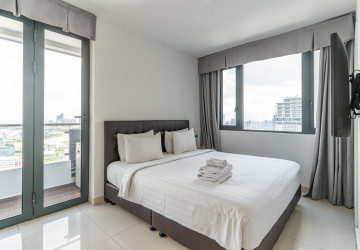 37th Floor 3 Bedroom Condo For Sale - The Bridge, Tonle Bassac, Phnom Penh thumbnail