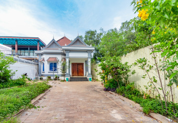 2 Bedroom House For Rent - Chreav, Siem Reap thumbnail