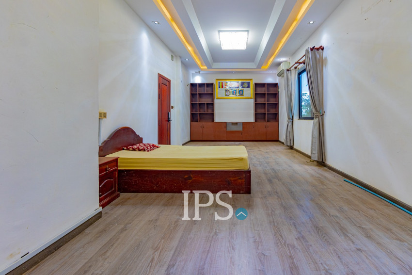 16 Bedroom Commercial Building For Rent - Sala Kamreuk, Siem Reap