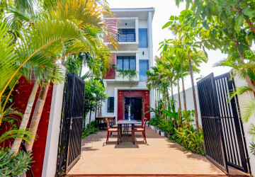 4 Bedroom House For Rent - Svay Dangkum, Siem Reap thumbnail