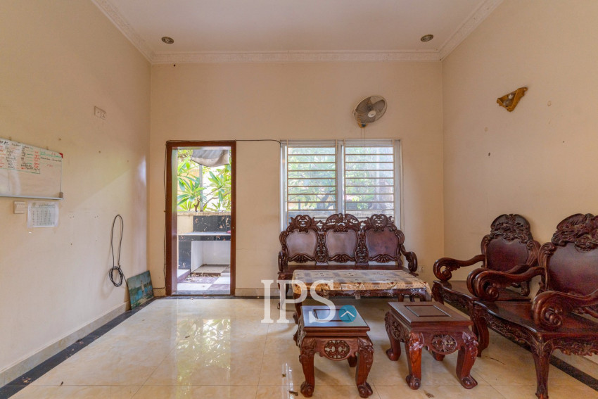 5 Bedroom Villa For Rent - Chroy Changvar, Phnom Penh