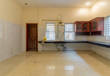 5 Bedroom Villa For Rent - Chroy Changvar, Phnom Penh thumbnail