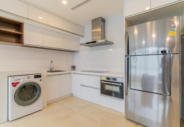 1 Bedroom Serviced Apartment For Rent - BKK1, Phnom Penh thumbnail