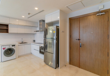 1 Bedroom Serviced Apartment For Rent - BKK1, Phnom Penh thumbnail