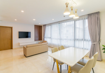 1 Bedroom Serviced Apartment For Rent - BKK1, Phnom Penh thumbnail