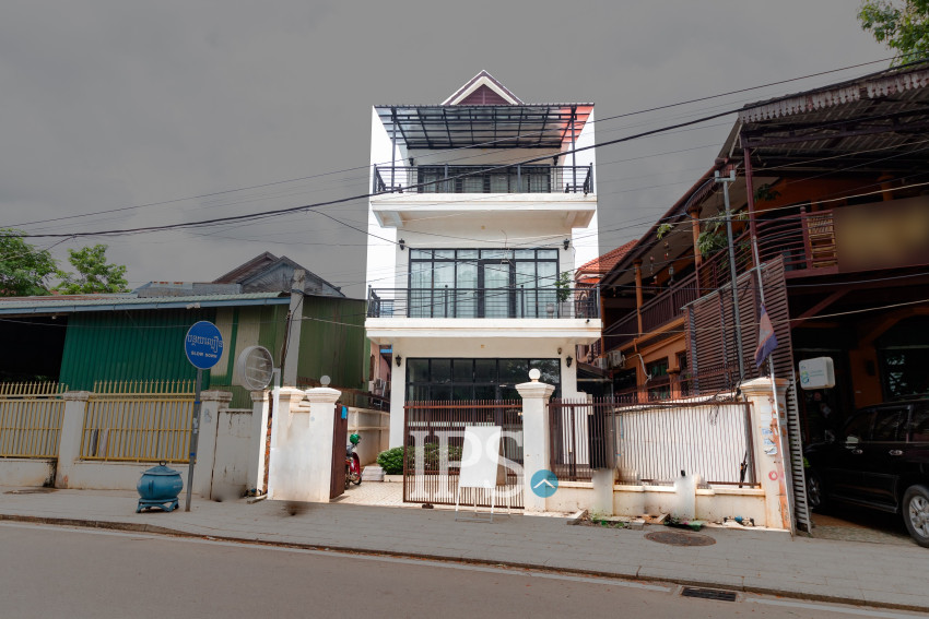 3 Bedroom Shophouse For Rent - Sala Kamreuk, Siem Reap