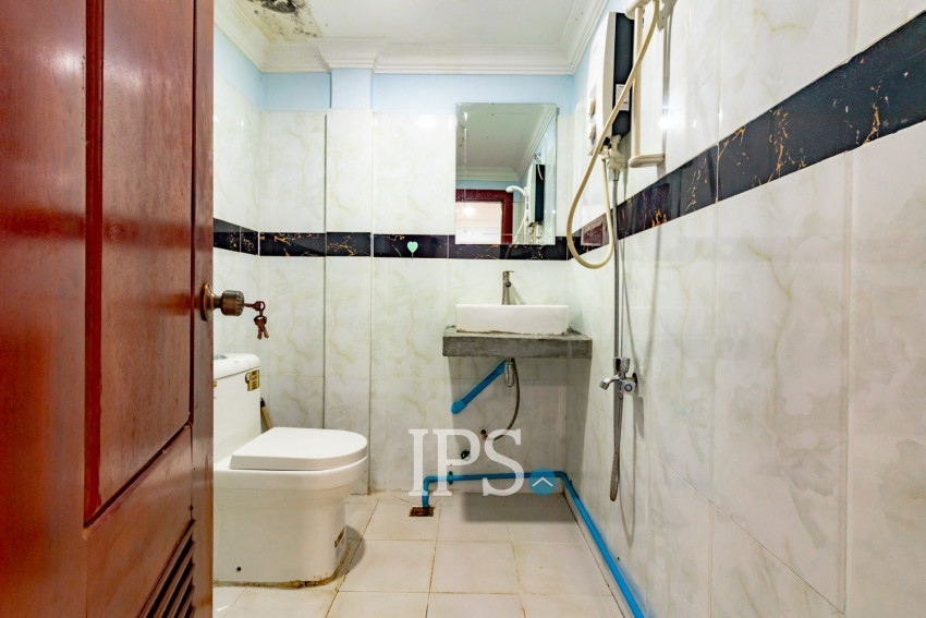 3 Bedroom Flat For Sale - Svay Dangkum, Siem Reap