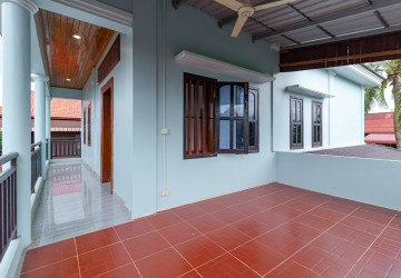 3 Bedroom House For Rent - Sala Kamreuk, Siem Reap thumbnail