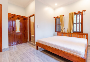 3 Bedroom House For Rent - Sala Kamreuk, Siem Reap thumbnail