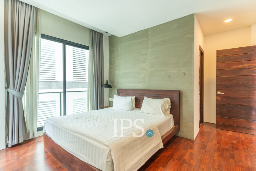 2 Bedroom Serviced Apartment For Rent - Beoung Keng Kang 3, Phnom Penh