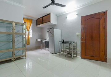 3 Bedroom House For Rent- Sala Kamreuk, Siem Reap thumbnail